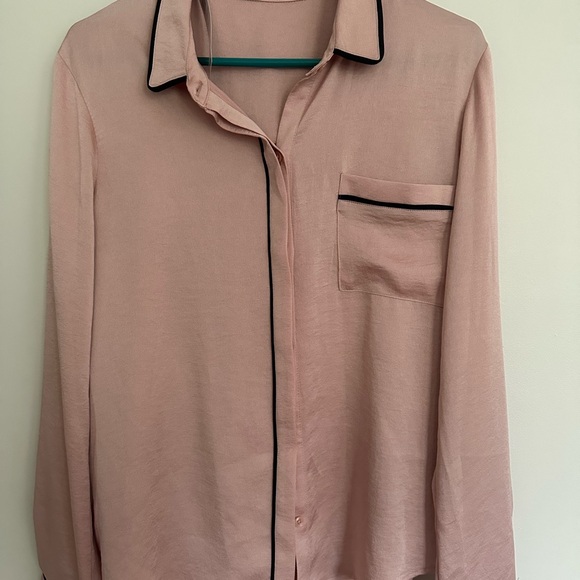 BCBGeneration rose smoke Blush Button-Down pajama top with Black Accents - Picture 4 of 12